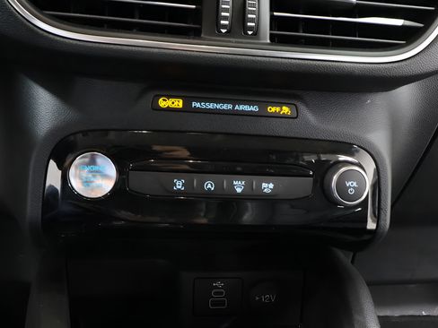 Used 2025 Ford Escape Platinum AWD/4WD image 9