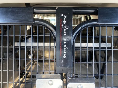 Used 2020 Chevrolet Suburban LT image 23