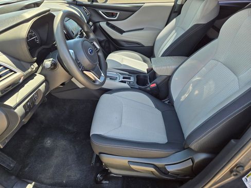 Used 2023 Subaru Forester AWD/4WD image 15