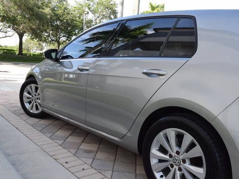 Used 2015 Volkswagen Golf TDI S FWD image 24