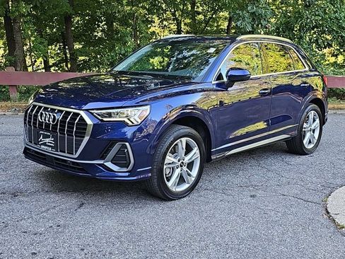 Used 2024 Audi Q3 2.0T Premium Plus w/ Premium Plus Package AWD/4WD image 4