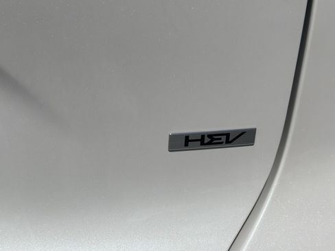 New 2025 Kia Niro SX image 11