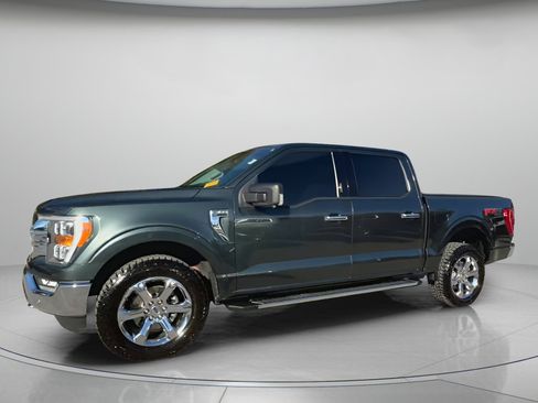 Certified 2021 Ford F150 XLT w/ Equipment Group 302A High image 13