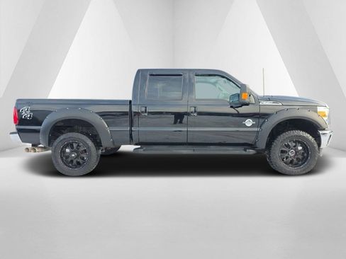 Used 2016 Ford F350 Lariat w/ Lariat Ultimate Package image 4