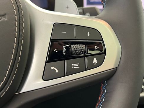 New 2026 BMW X5 M60i w/ Executive Package image 18