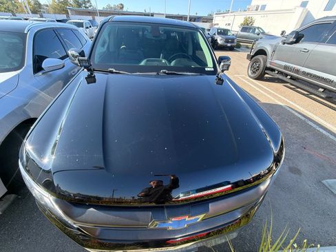 Used 2017 Chevrolet Colorado Z71 AWD/4WD image 4