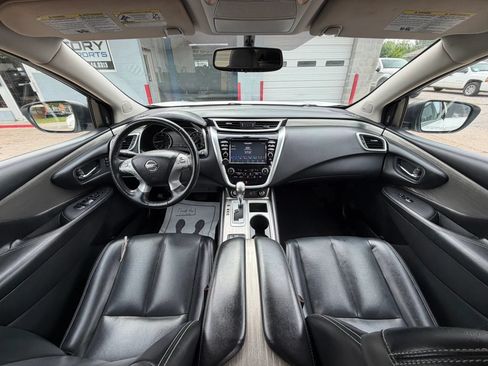 Used 2018 Nissan Murano SL w/ Midnight Edition Package FWD image 11