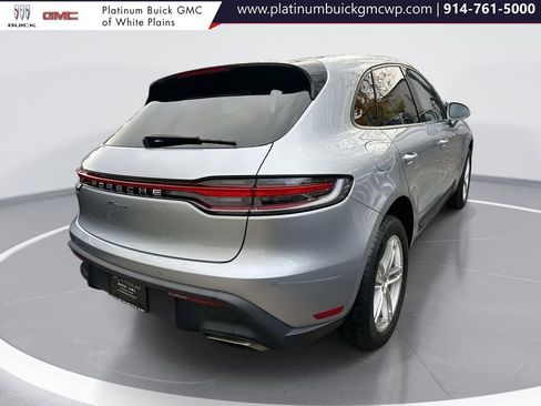 Used 2023 Porsche Macan image 5