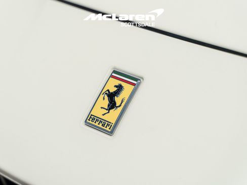 Used 2019 Ferrari Portofino image 12