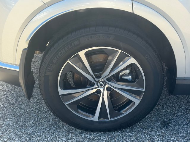 Used 2024 Lexus RX 350 Premium w/ Cold Area Package AWD/4WD image 11
