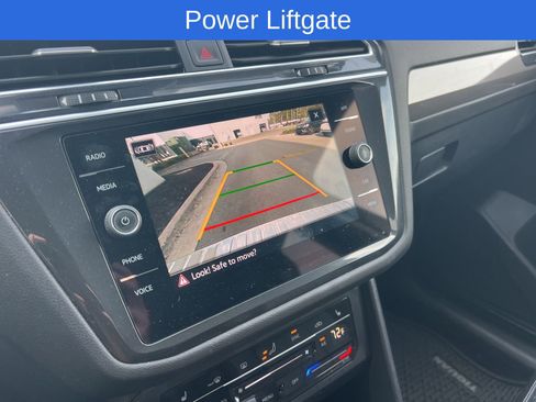 Certified 2024 Volkswagen Tiguan SE image 7