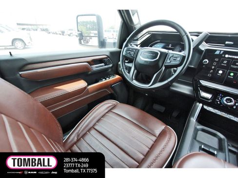 Used 2024 GMC Sierra 2500 Denali Ultimate w/ Max Trailering Package AWD/4WD image 9
