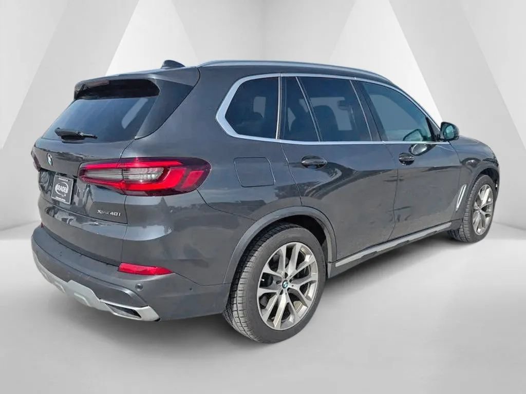 Used 2022 BMW X5 xDrive40i AWD/4WD image 8