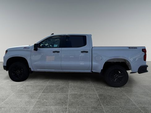 New 2026 Chevrolet Silverado 1500 Custom Trail Boss w/ LPO, Dark Essentials Package AWD/4WD image 2