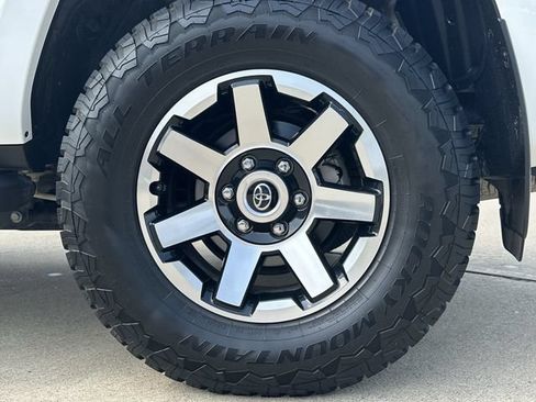 Certified 2023 Toyota 4Runner TRD Off-Road Premium w/ Off Road Premium Plus Package AWD/4WD image 8