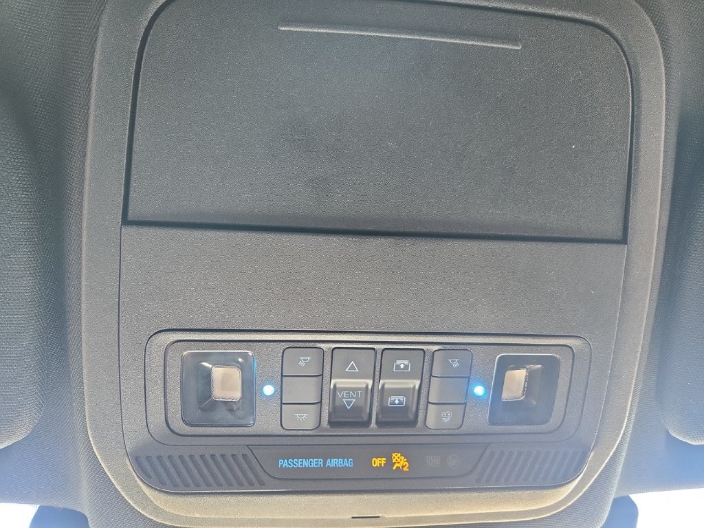 Used 2020 Ford Explorer XLT w/ Equipment Group 202A AWD/4WD image 30