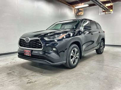 Certified 2021 Toyota Highlander XLE