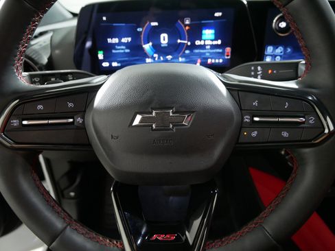 Used 2024 Chevrolet Blazer EV RS image 25