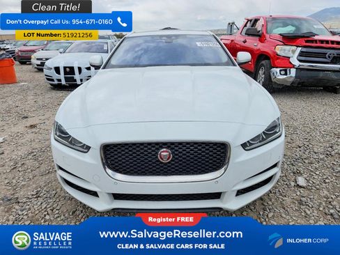 Used 2017 Jaguar XE Premium AWD/4WD image 7