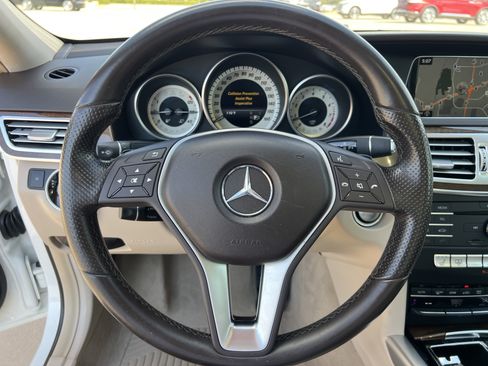 Used 2016 Mercedes-Benz E 350 Sedan image 16
