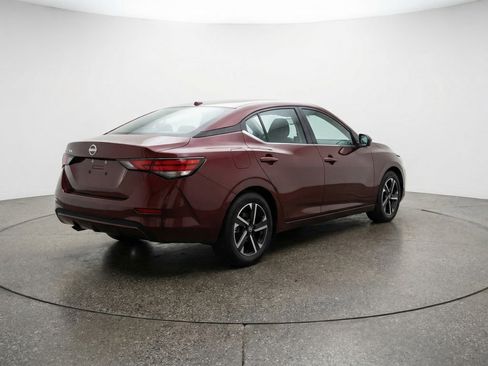 Used 2025 Nissan Sentra SV image 9