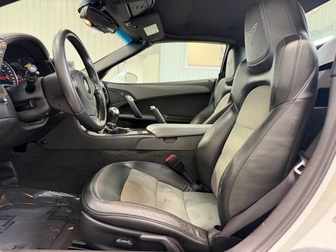Used 2012 Chevrolet Corvette Convertible w/ 4LT Preferred Equipment Group RWD image 17