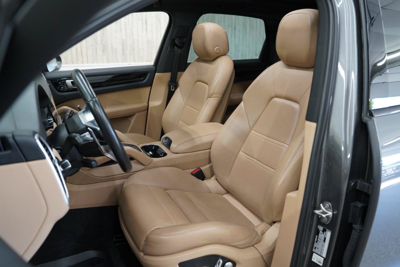 Used 2019 Porsche Cayenne AWD/4WD image 30