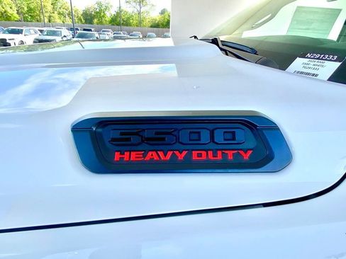New 2026 RAM 5500 Tradesman AWD/4WD image 10