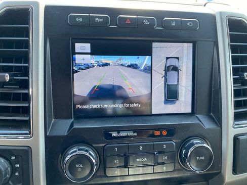 Used 2021 Ford F350 Lariat w/ Tremor Off-Road Package AWD/4WD image 19