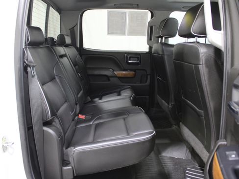 Used 2019 Chevrolet Silverado 2500 High Country w/ Duramax Plus Package image 25