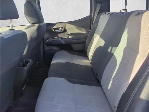 Used 2020 Toyota Tacoma TRD Sport w/ Technology Package image 21