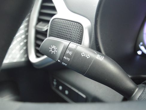 Used 2025 Kia Soul LX image 30