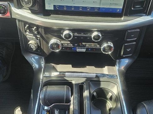 Used 2021 Ford F150 Lariat w/ Equipment Group 502A High image 10