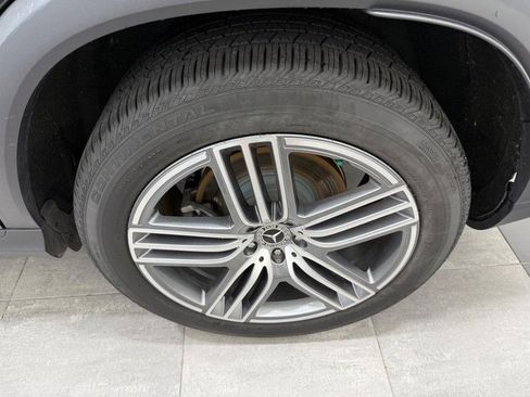 Certified 2025 Mercedes-Benz GLS 450 4MATIC image 5