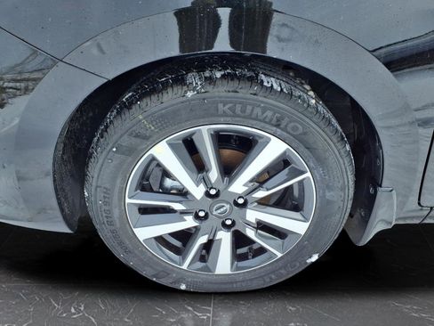 New 2025 Nissan Versa SV w/ Trunk Package image 36