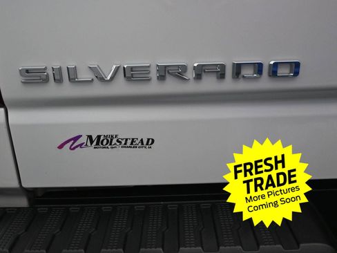 Used 2022 Chevrolet Silverado 1500 LTZ w/ LTZ Premium Package image 17