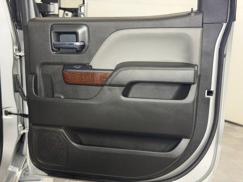 Used 2018 GMC Sierra 1500 SLT w/ SLT Premium Package image 38