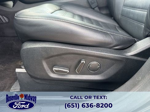 Used 2015 Ford Edge SEL w/ Equipment Group 201A FWD image 29