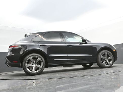 New 2025 Porsche Macan image 37