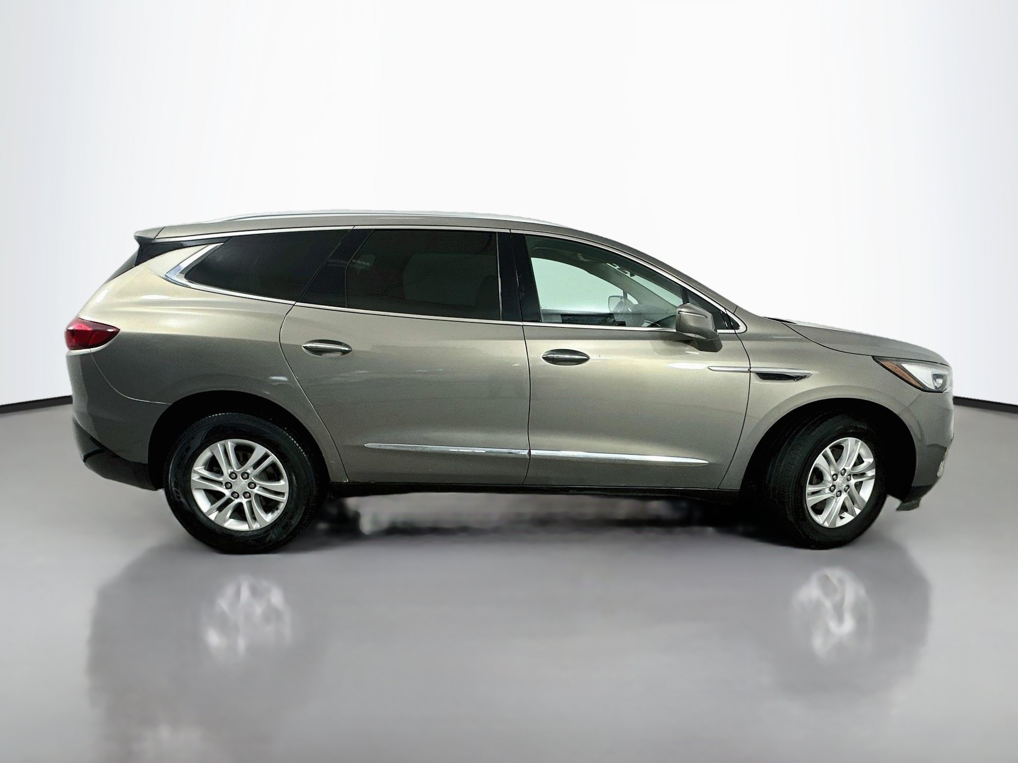 Used 2019 Buick Enclave Essence AWD/4WD image 8