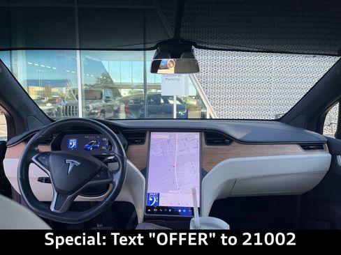 Used 2020 Tesla Model X Long Range image 12
