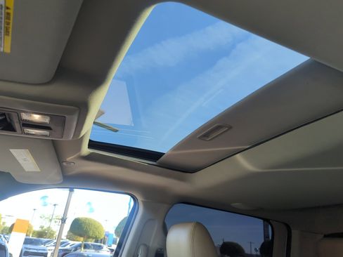 Used 2017 RAM 2500 Laramie w/ Off Road Package image 31