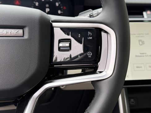 New 2025 Land Rover Discovery Sport S image 18