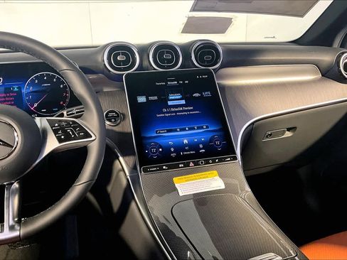 New 2026 Mercedes-Benz GLC 300 4MATIC image 8