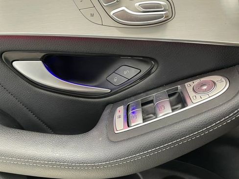 Used 2021 Mercedes-Benz GLC 300 image 36