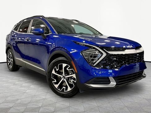 Used 2025 Kia Sportage EX w/ Premium Package FWD image 3