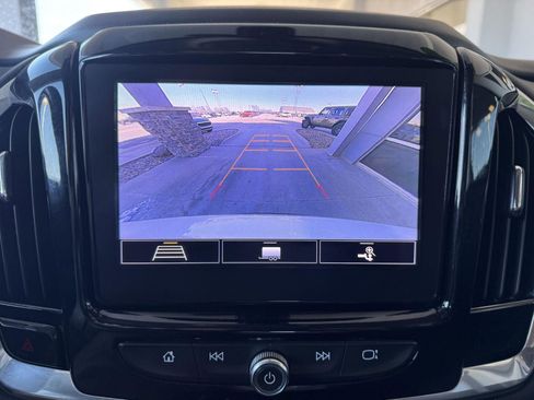 Used 2020 Chevrolet Traverse LT w/ LPO, Cargo Package image 21