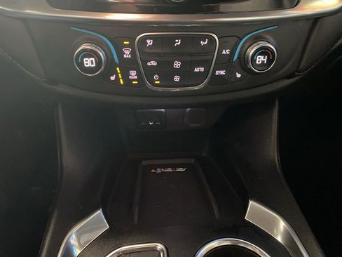 Used 2023 Chevrolet Traverse LT w/ LPO, Floor Liner Package image 7