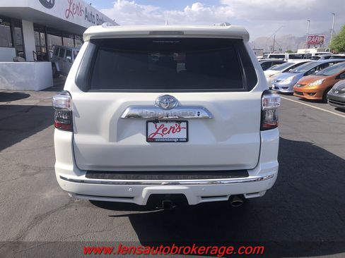Used 2018 Toyota 4Runner Limited image 6