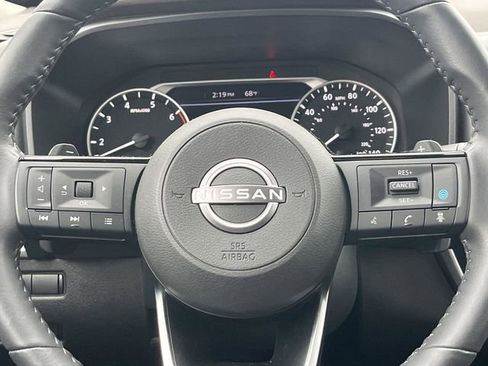 Used 2023 Nissan Rogue SV w/ SV Premium B Package AWD/4WD image 14